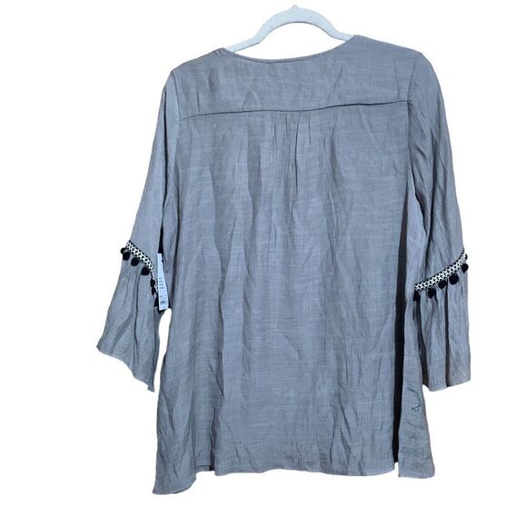 APT. 9 Womens Size Large Gray Pom Pom Bell Sleeves Blouse Top NWT - Picture 4 of 7